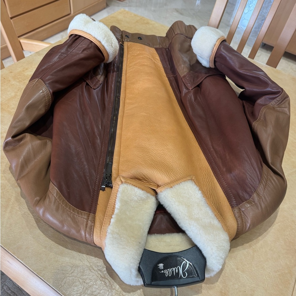 PRICE DROP: Men's (or Women’s) Shearling-Trimmed LAMBSKIN,by GOLDEN HIDE,USA, M - Picture 5 of 11